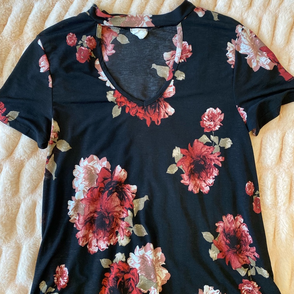 Floral Choker Shirt | Size M | Worn Once